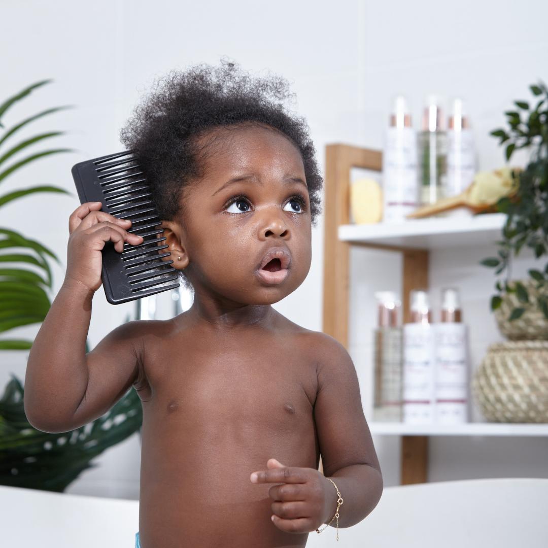 Première routine soins pour cheveux bébé