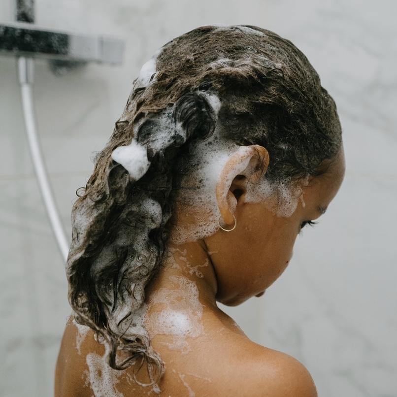 shampoing cheveux bouclés enfant